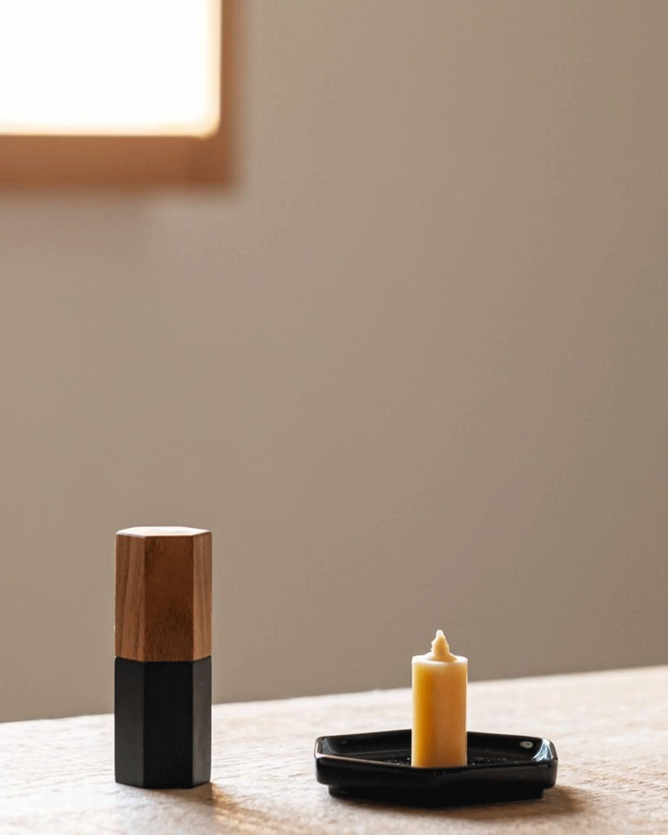 Daiyo Reiskleiewachskerze ROKKAKU [Sechseck]